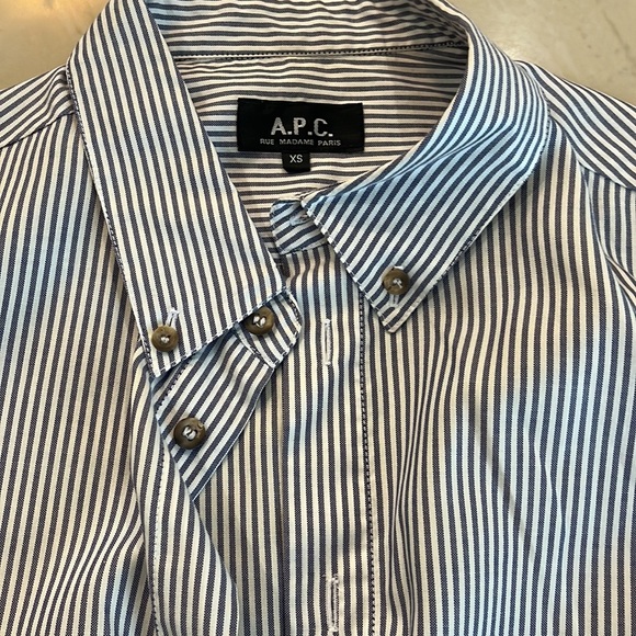 Men’s button down - Picture 2 of 3